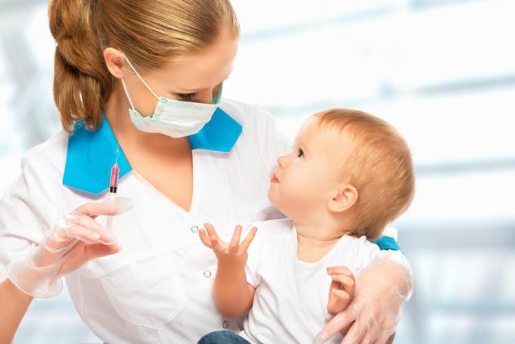واکسیناسیون نوزاد چه مدت زمانی انجام میگیرد؟