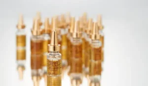 خواص و کاربرد آمپول‌های تقویتی + بهترین زمان تزریق